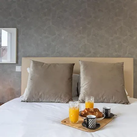 דירה Center 2br Flat W/ Ac By Lovelystay *