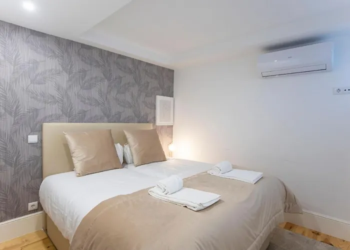 Center 2br Flat W/ Ac By Lovelystay